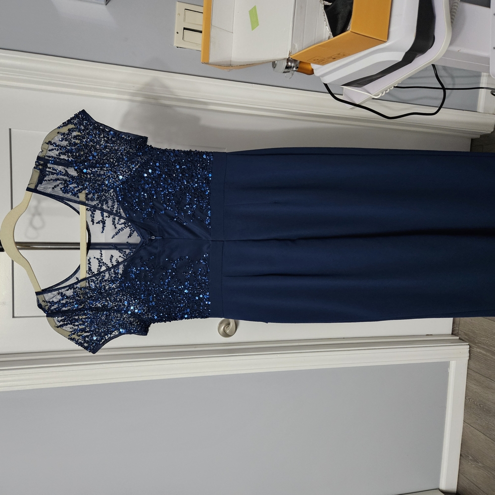 Elegant Navy Blue Sequin Gown